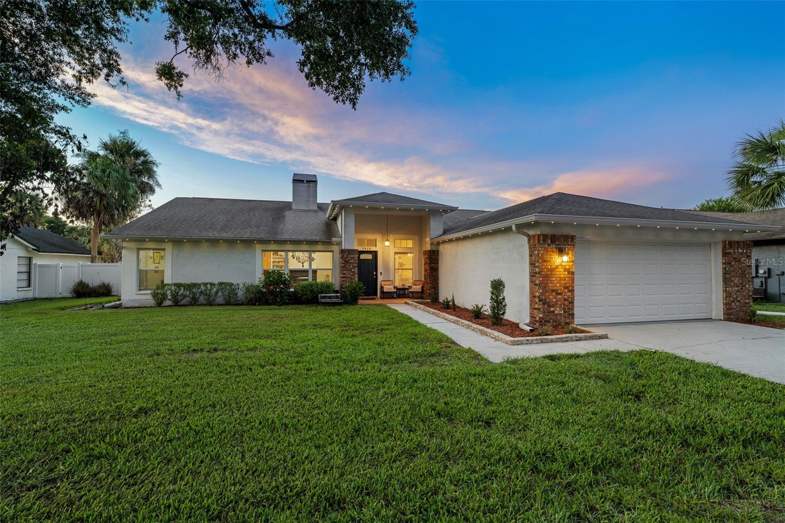2410 ARBORWOOD DR