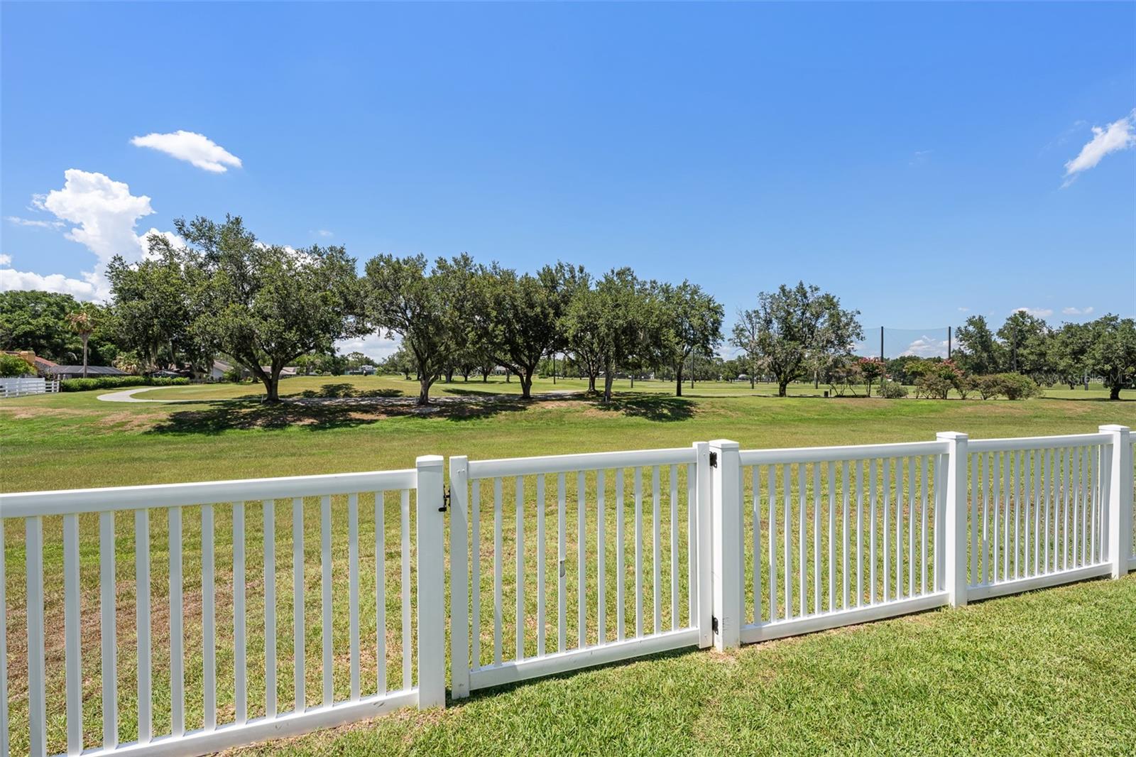 2410 ARBORWOOD DR