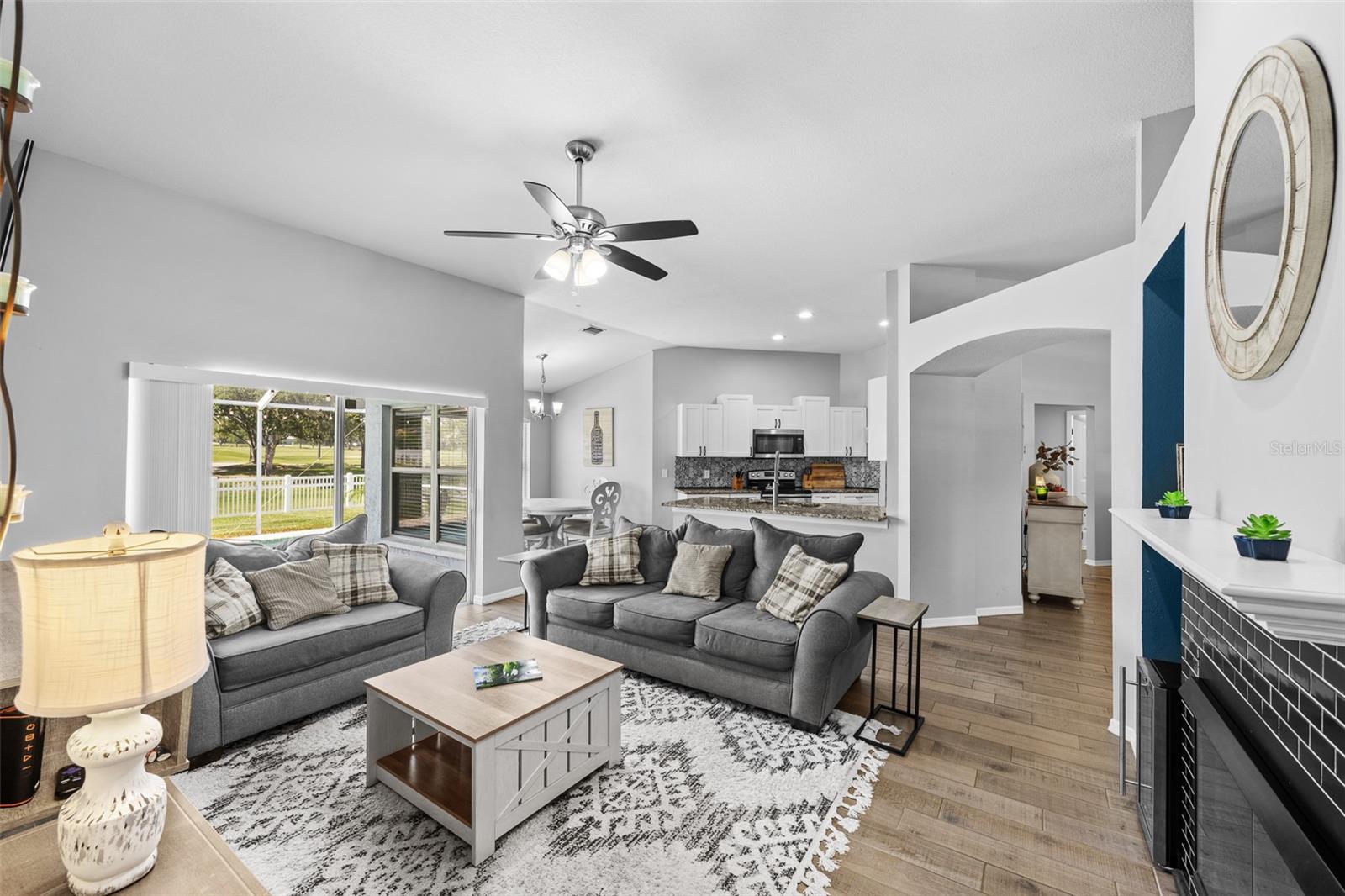 2410 ARBORWOOD DR