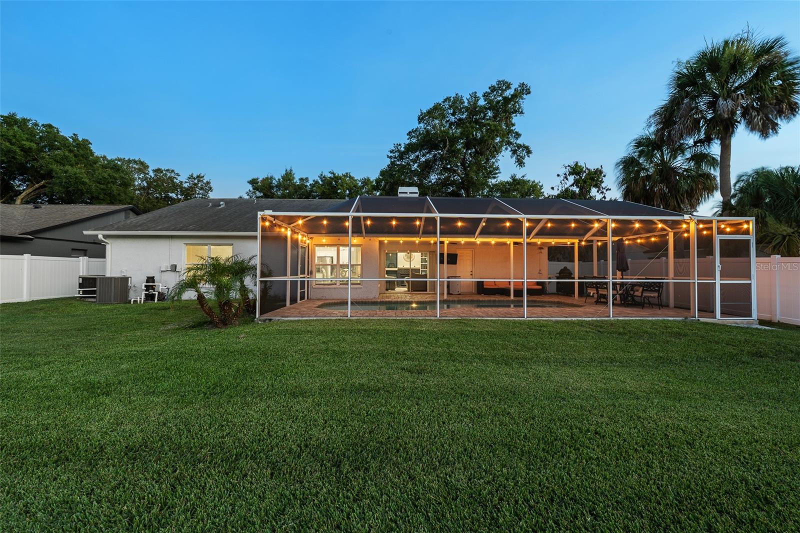 2410 ARBORWOOD DR