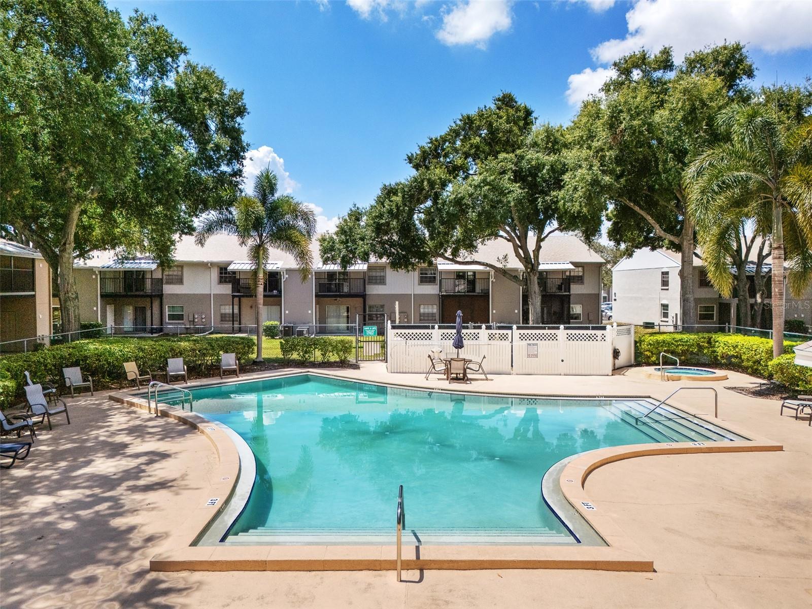 3812 N OAK DR #M72