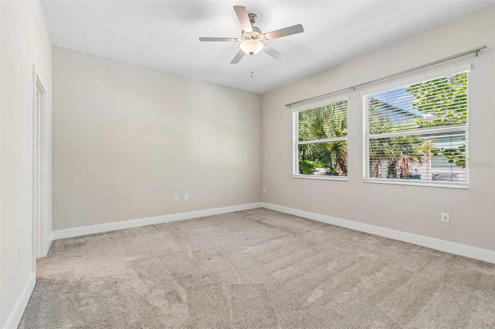 7409 S KISSIMMEE ST