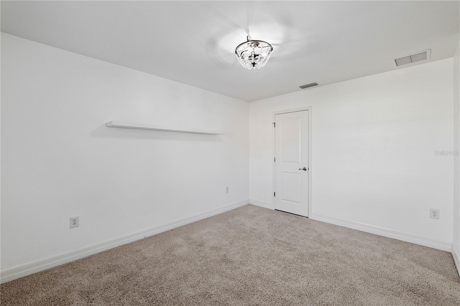 4522 SCARLET LOOP