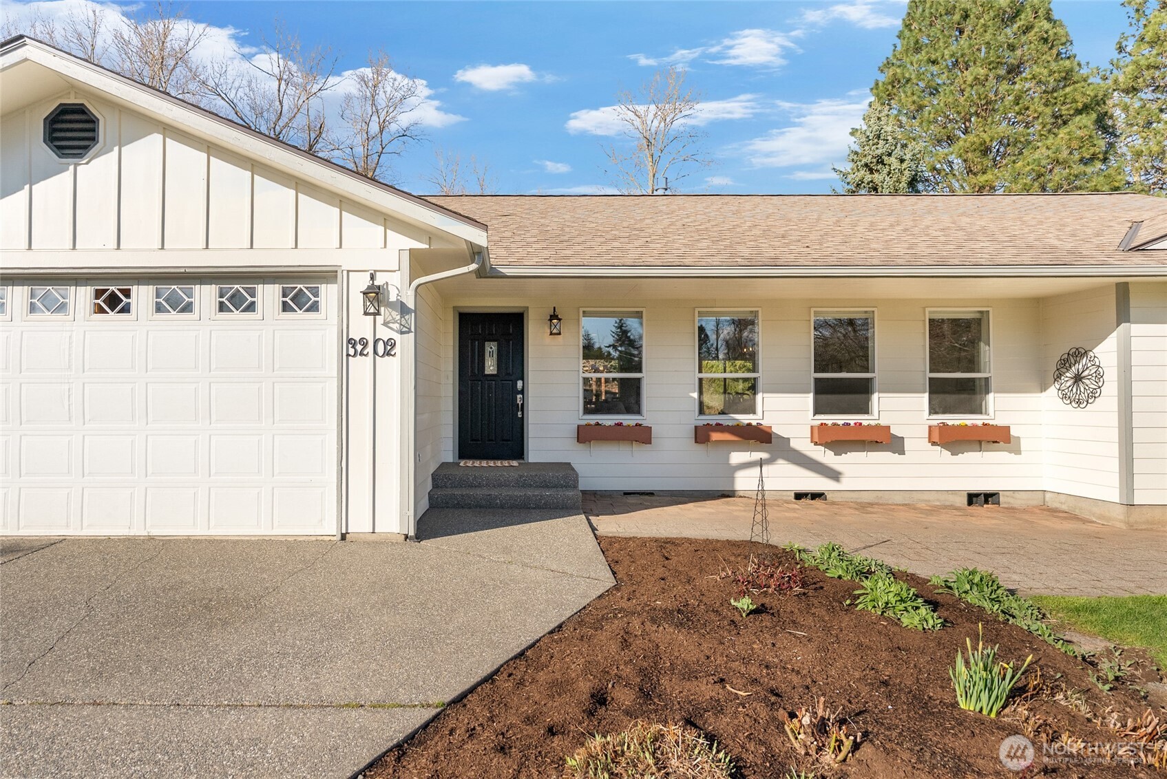 3202 McLeod Road