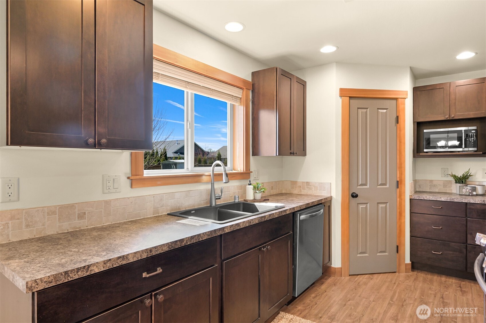 403 Westview Place