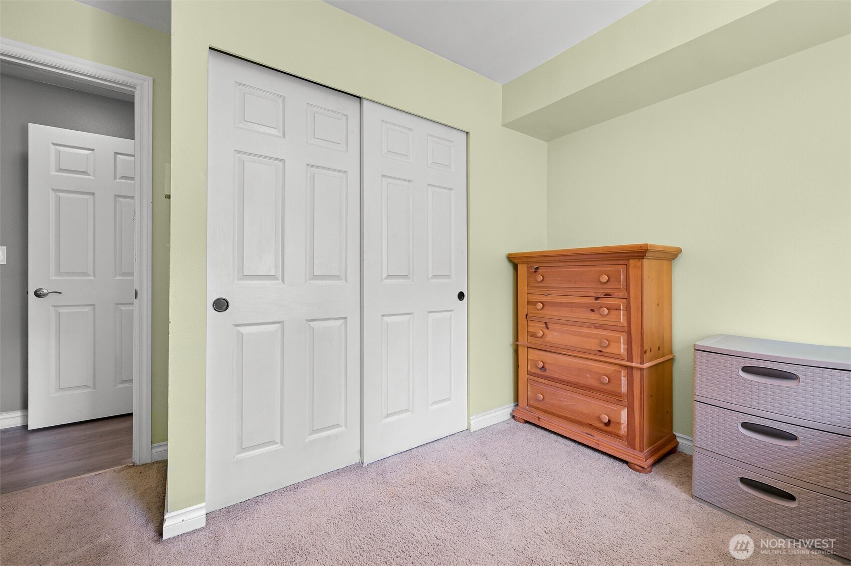 2713 W Maplewood Avenue Unit: 211
