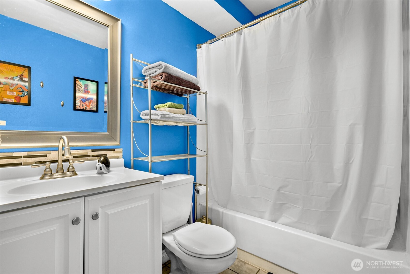 2713 W Maplewood Avenue Unit: 211