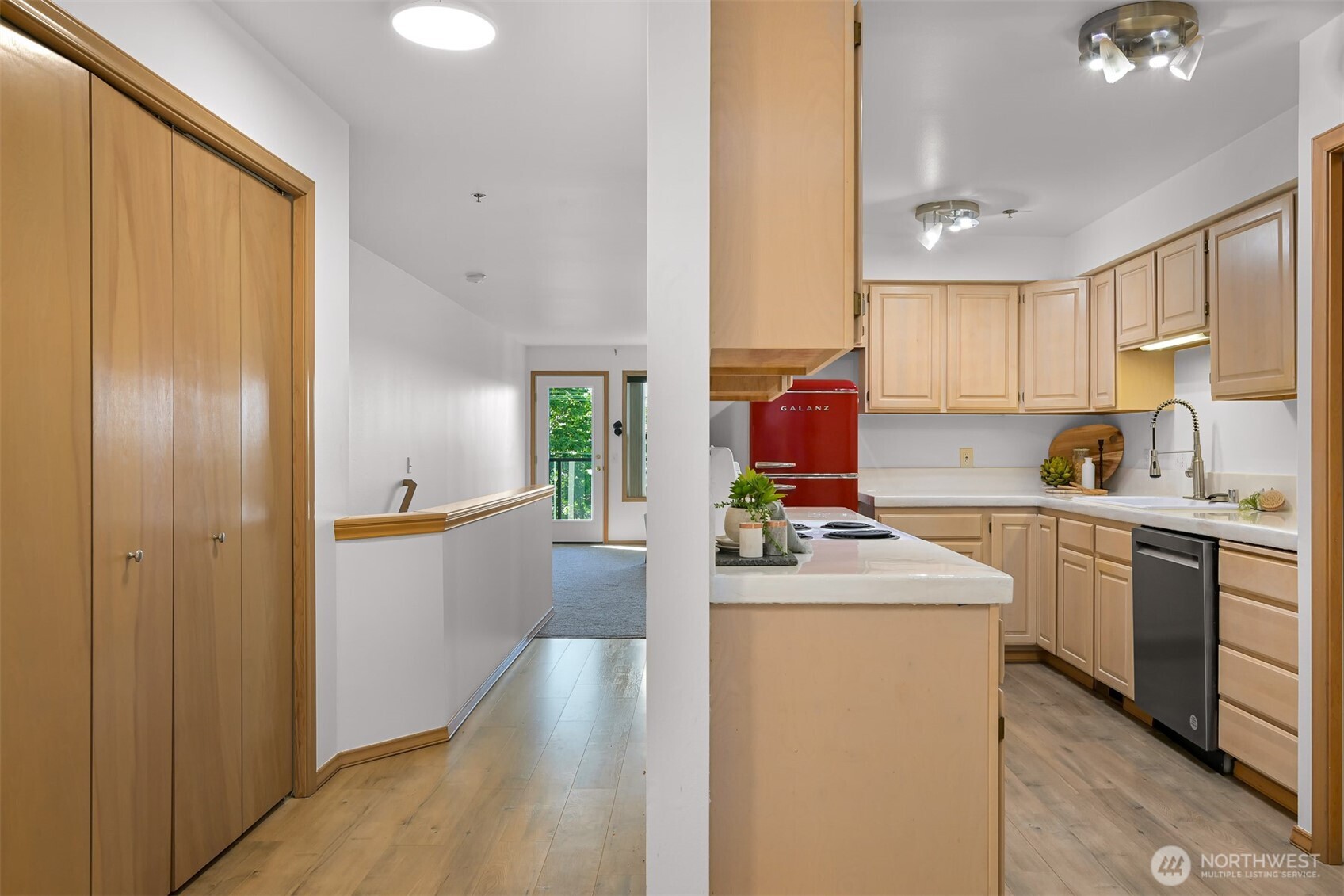 705 N State Street Unit: 202