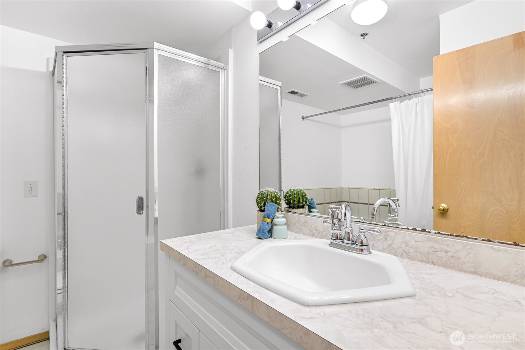 705 N State Street Unit: 202