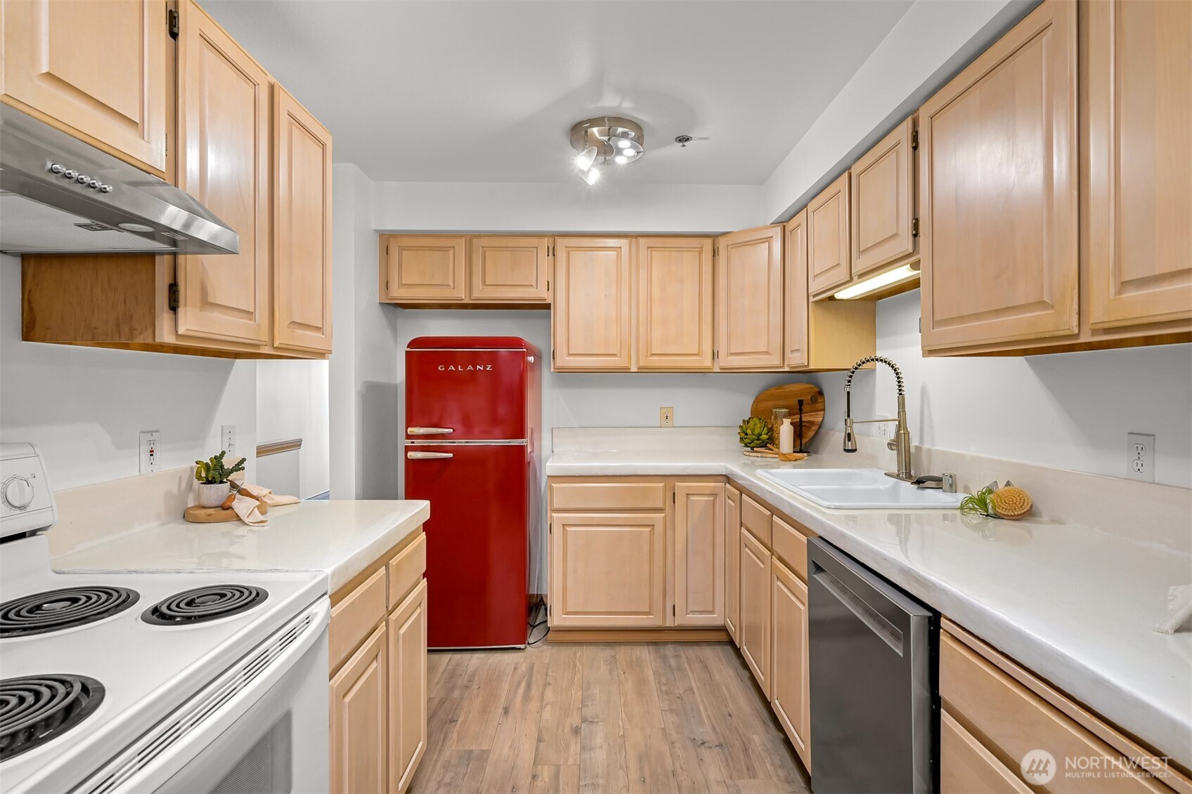 705 N State Street Unit: 202