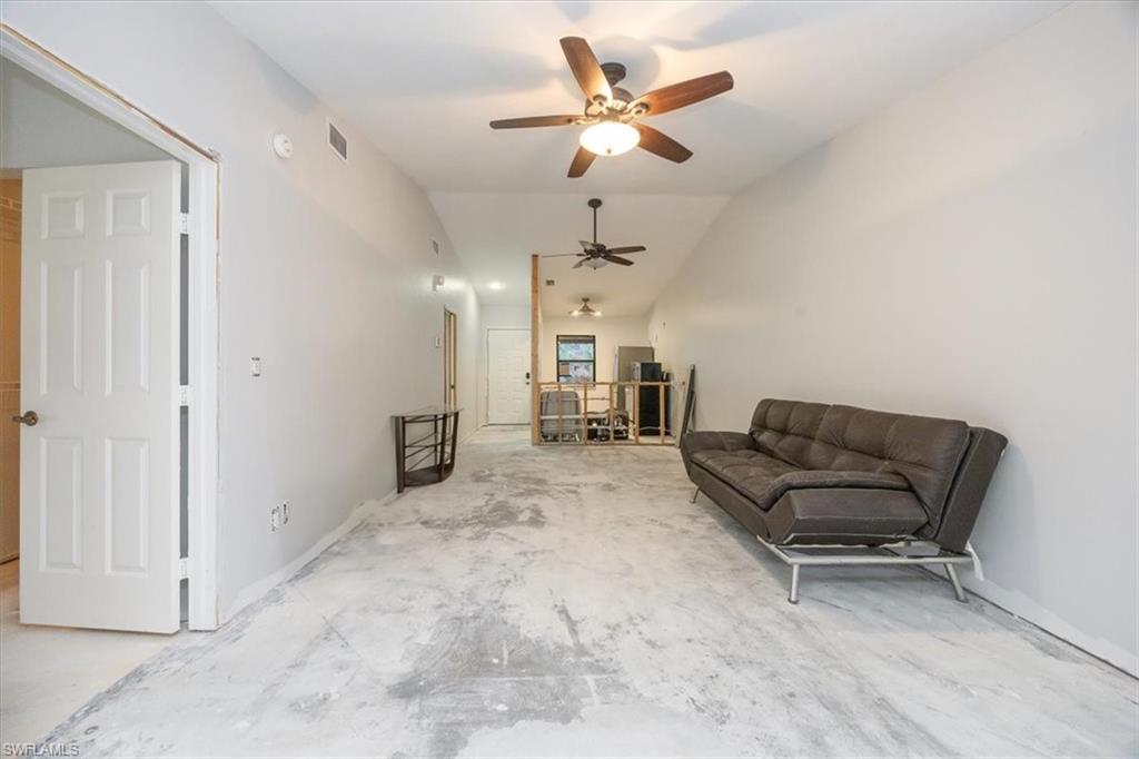 2045 Pine Isle LN # 2045