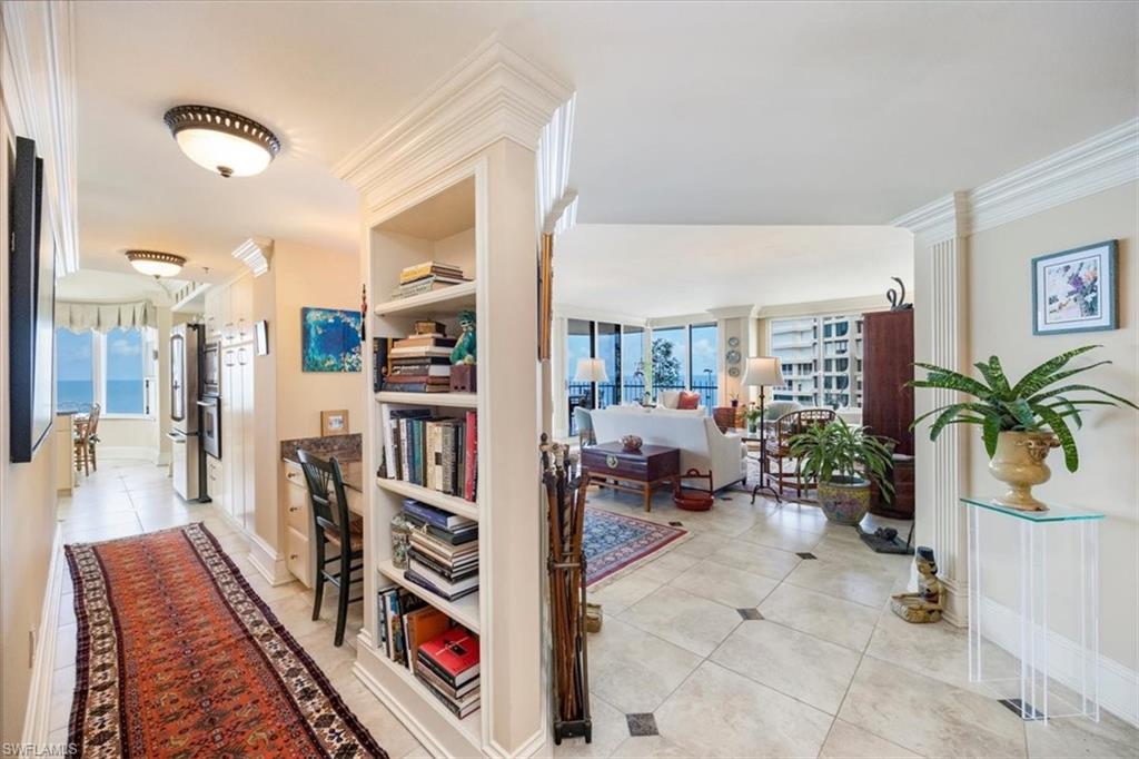4251 Gulf Shore BLVD N # 17D