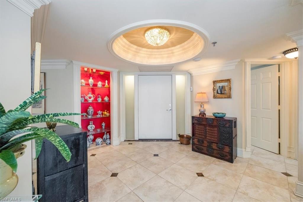 4251 Gulf Shore BLVD N # 17D