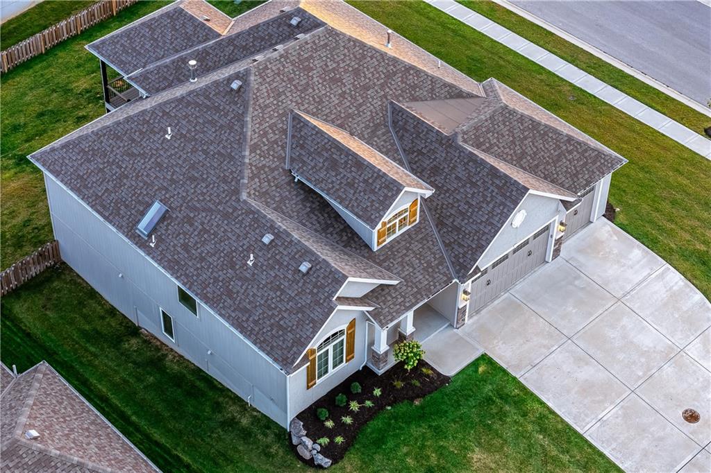 2703 NE 92nd Street