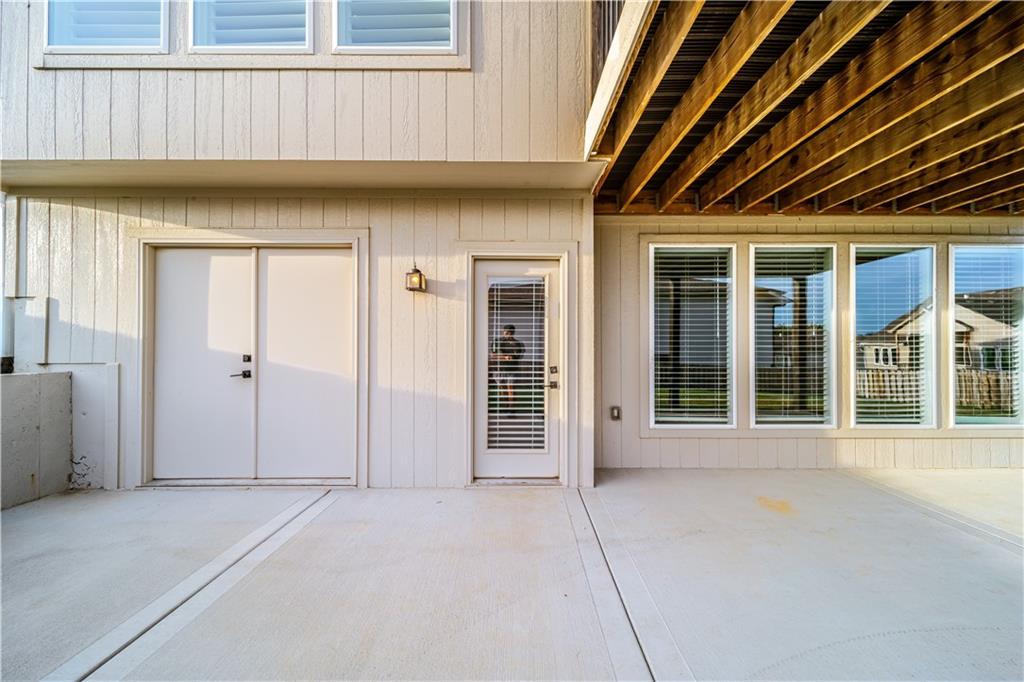 2703 NE 92nd Street