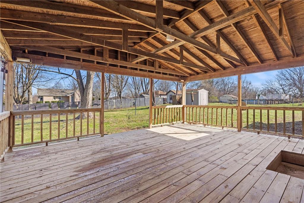 400 NE 112th Terrace