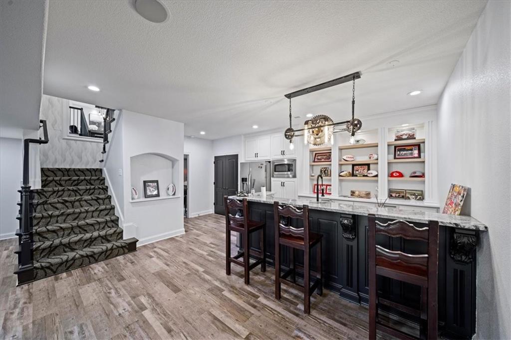 6837 N Myrtle Court