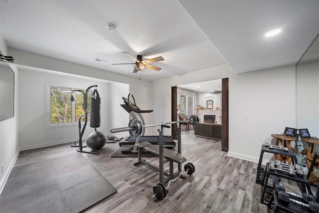 6837 N Myrtle Court