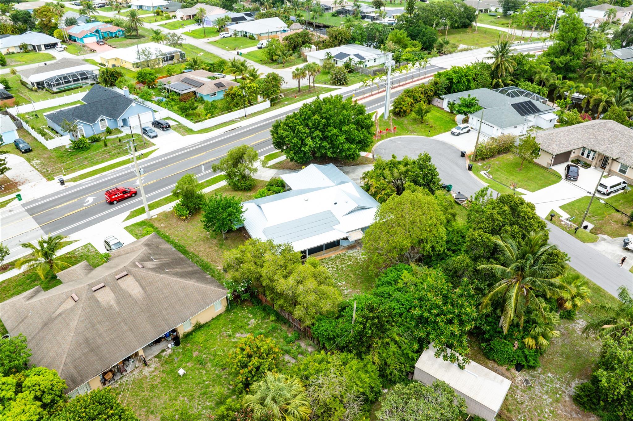 2041 SE Floresta Dr