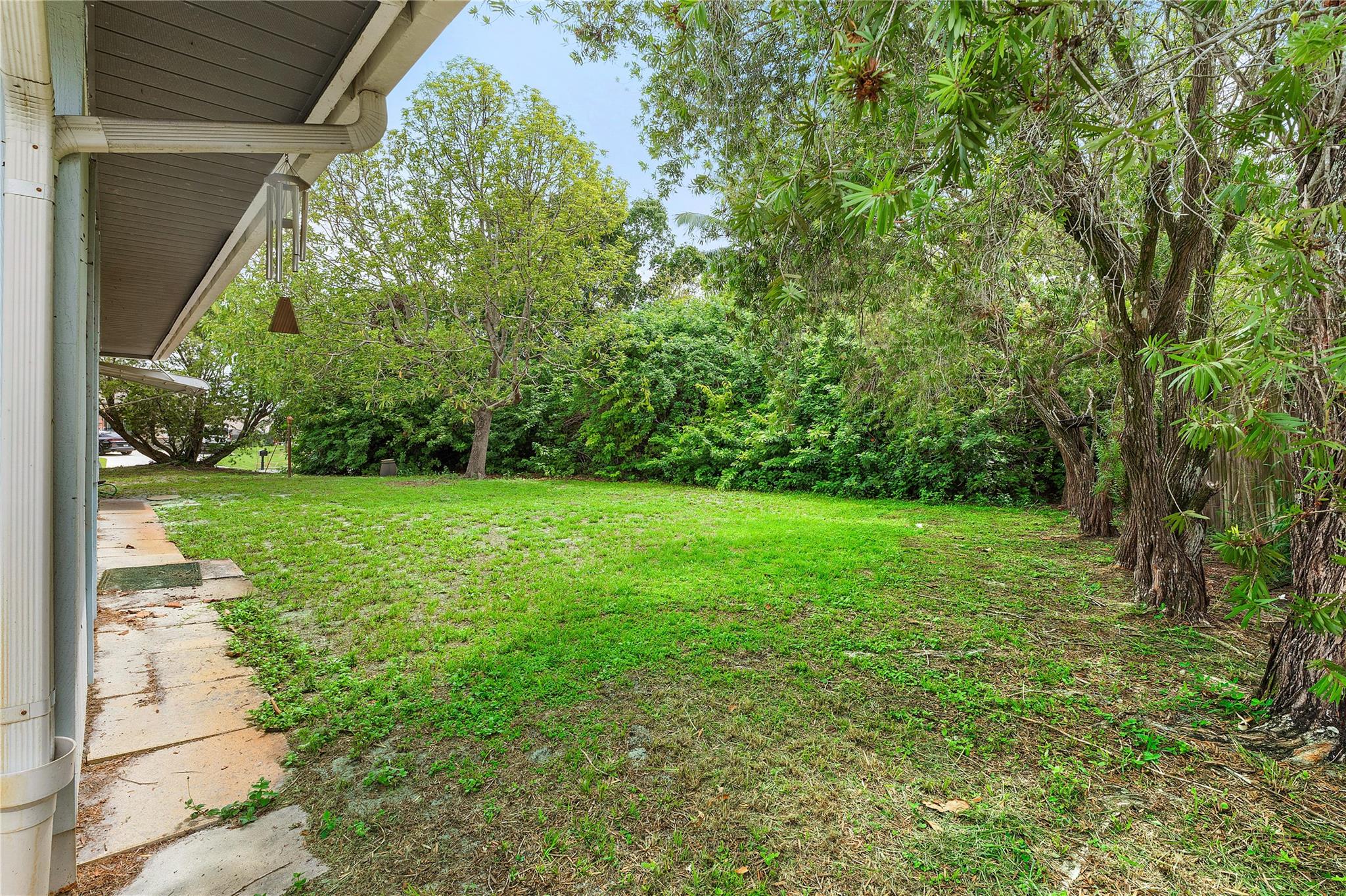 2041 SE Floresta Dr