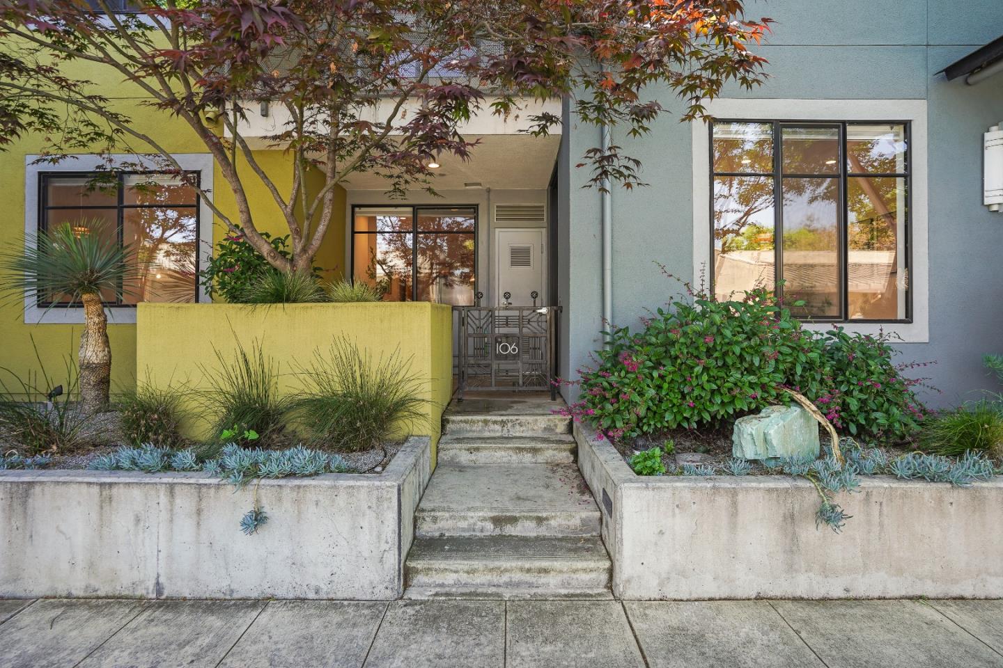 800 High ST 106