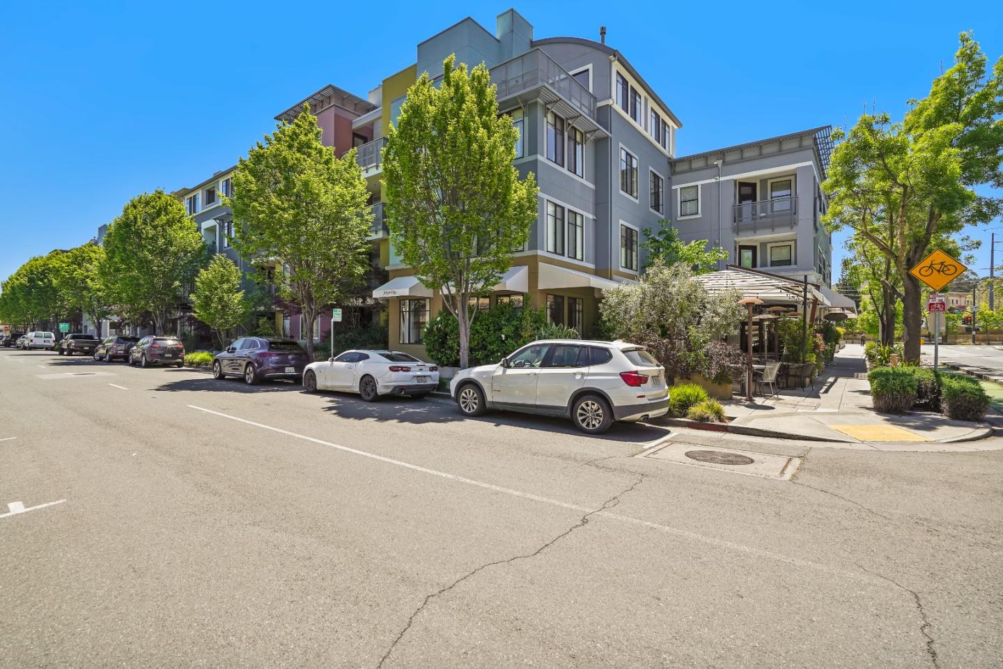800 High ST 106
