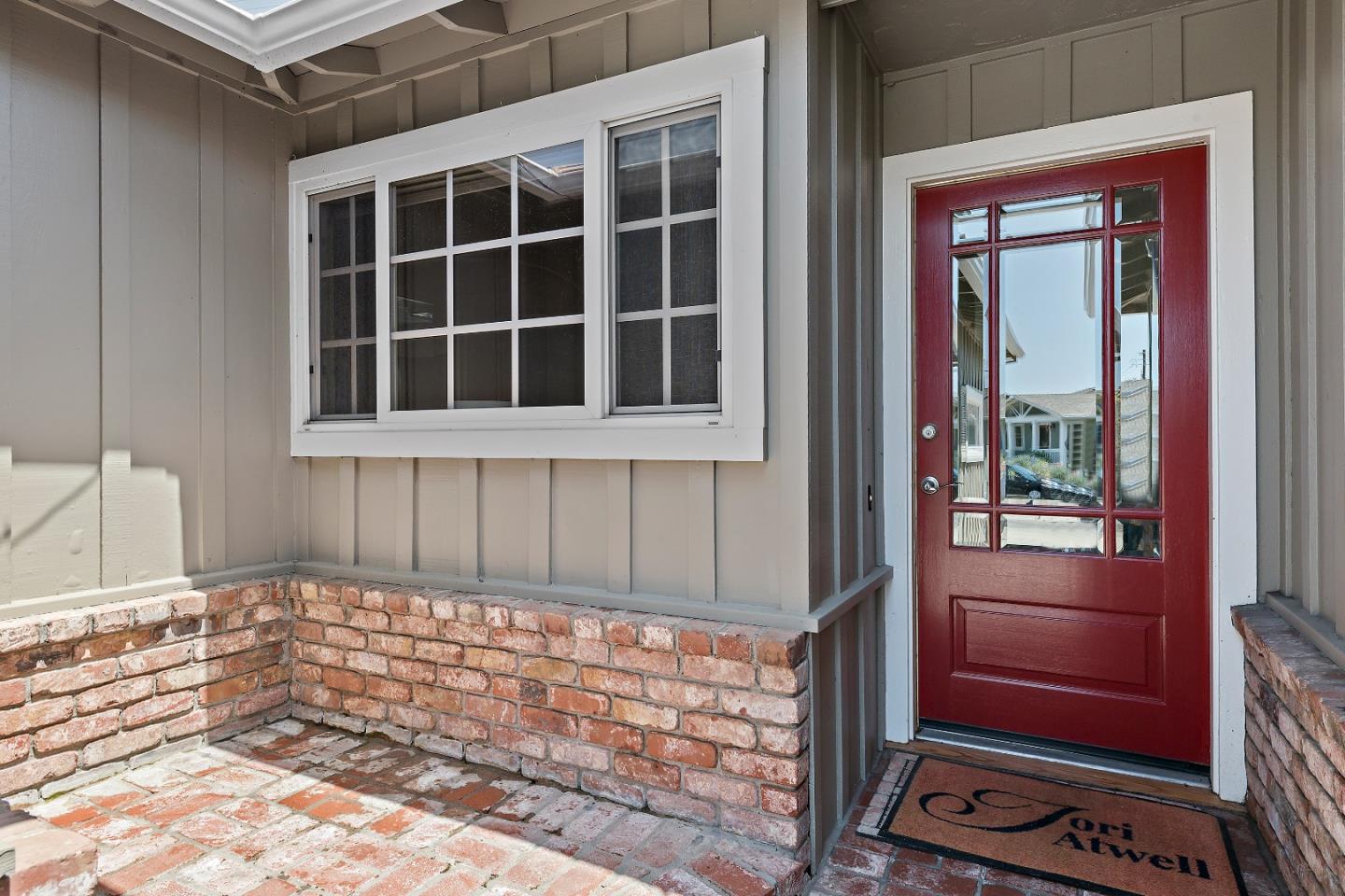 571 Mccarty AVE