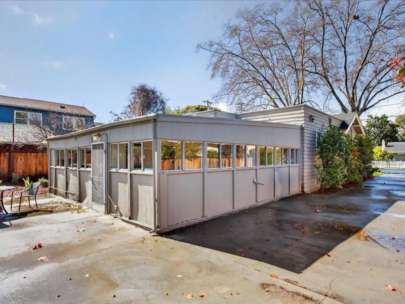 288 North Frances Street