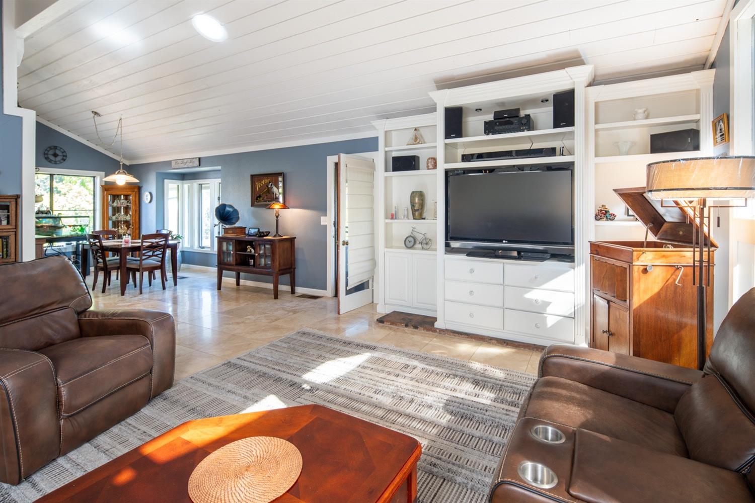 338 Diamond Oaks Road