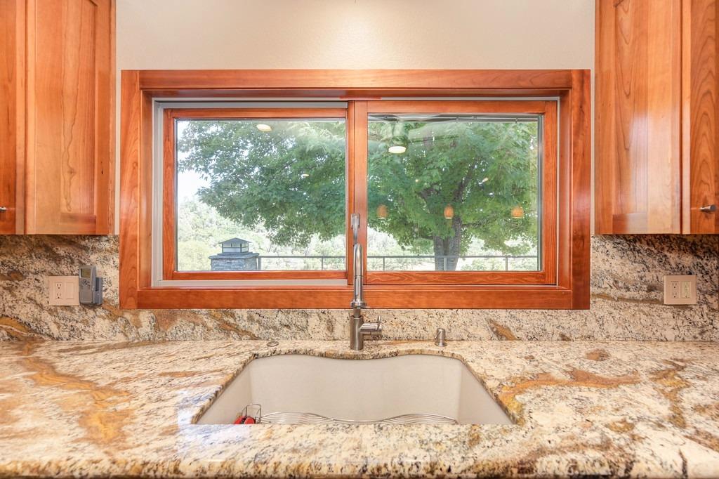 1688 Springvale Road