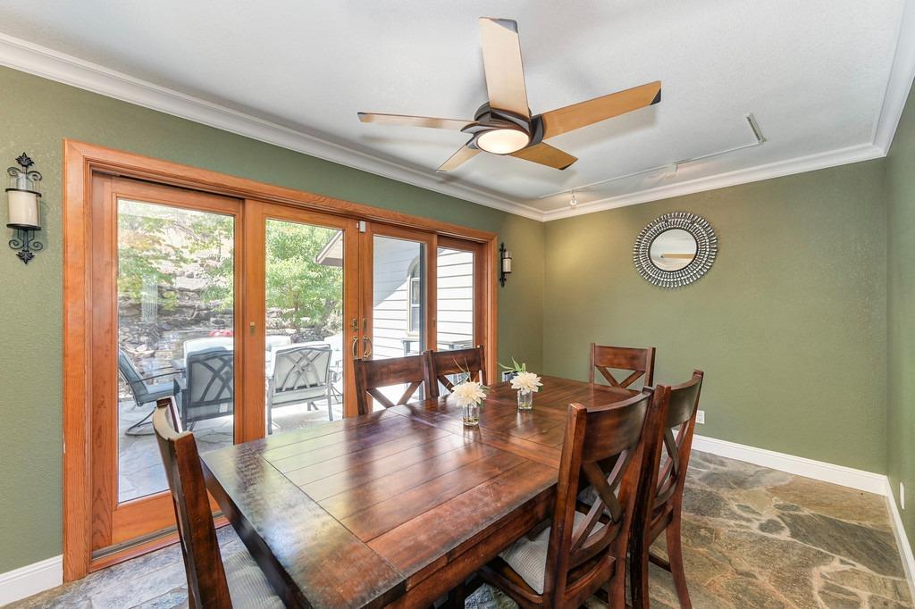 1688 Springvale Road