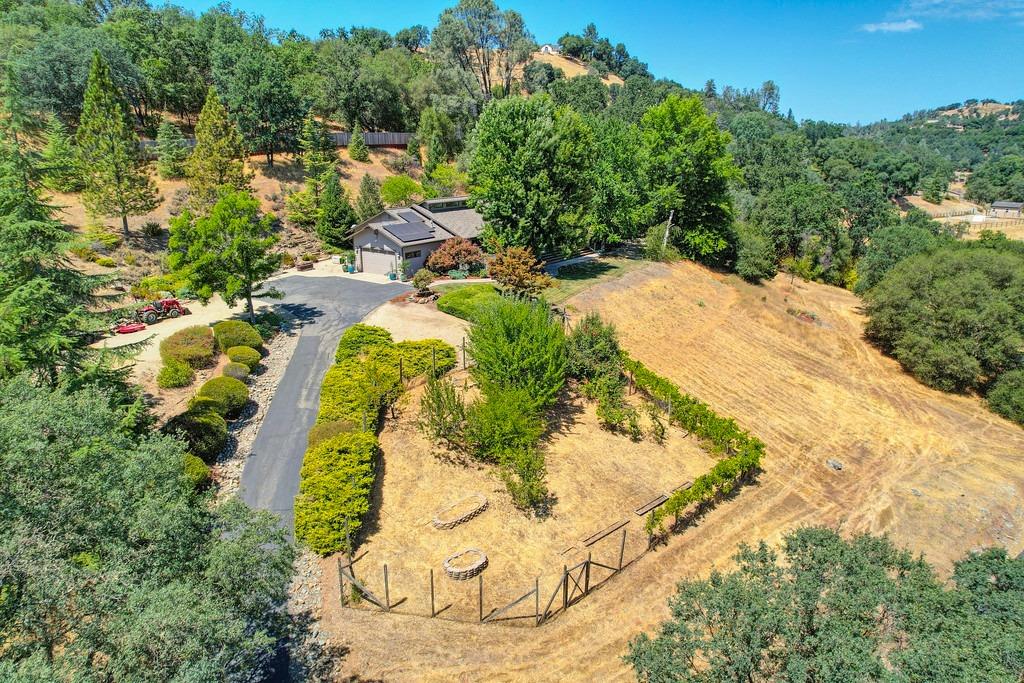 1688 Springvale Road