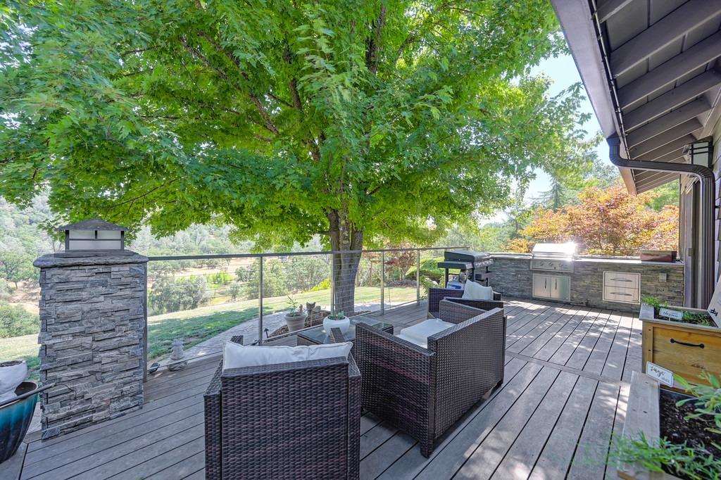 1688 Springvale Road