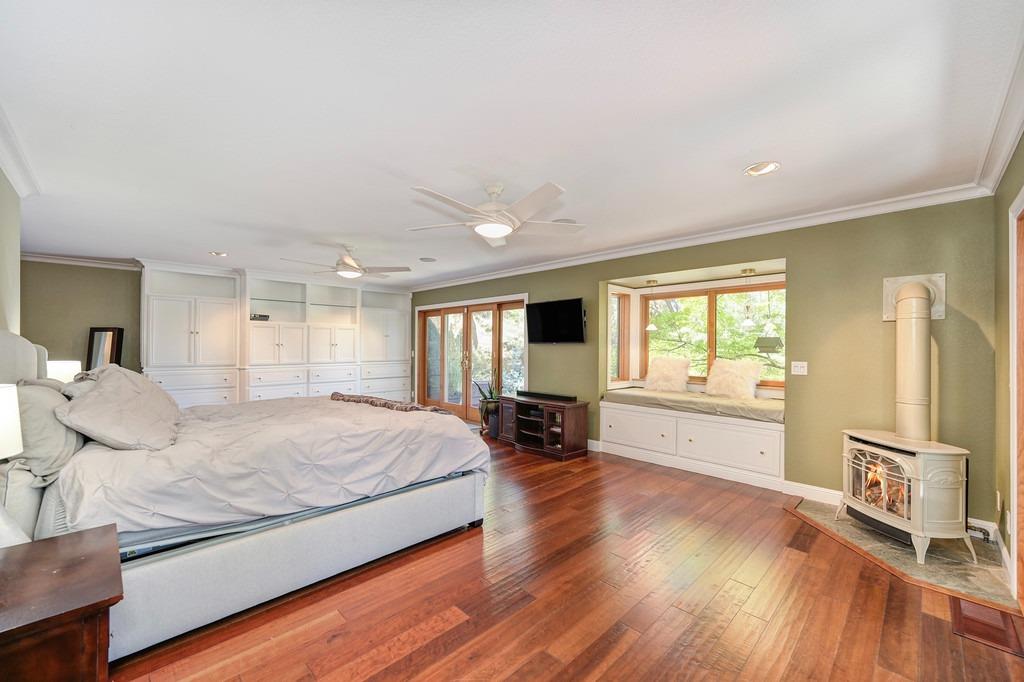 1688 Springvale Road