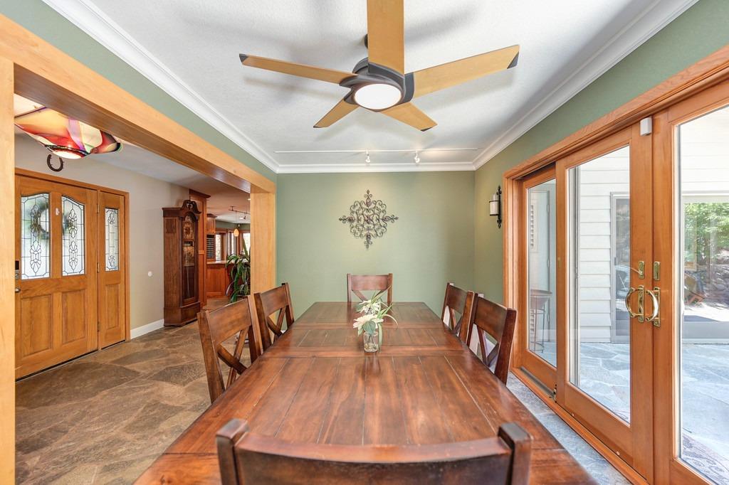 1688 Springvale Road