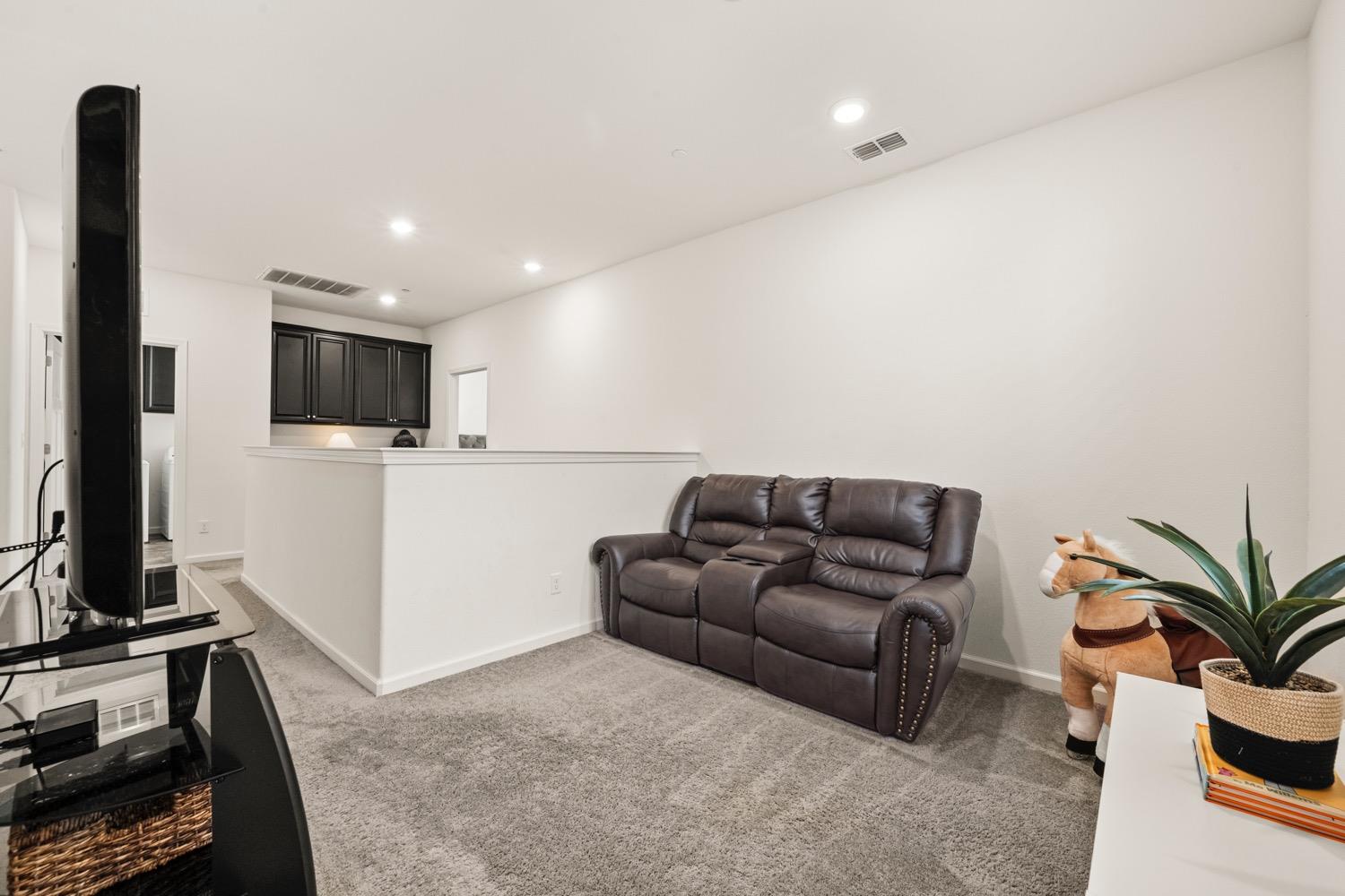 8004 Avanti Drive, El Dorado Hills CA, 95762