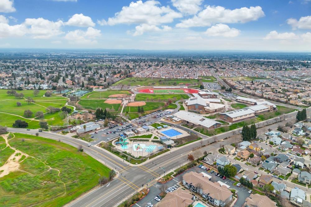 7910 Walerga Road 304