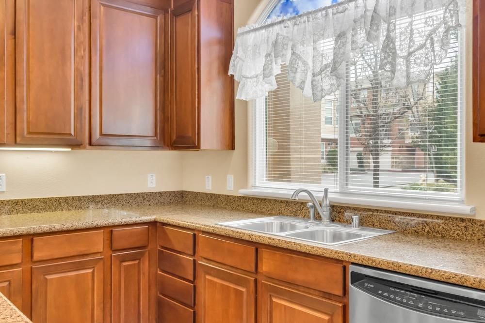 7910 Walerga Road 304