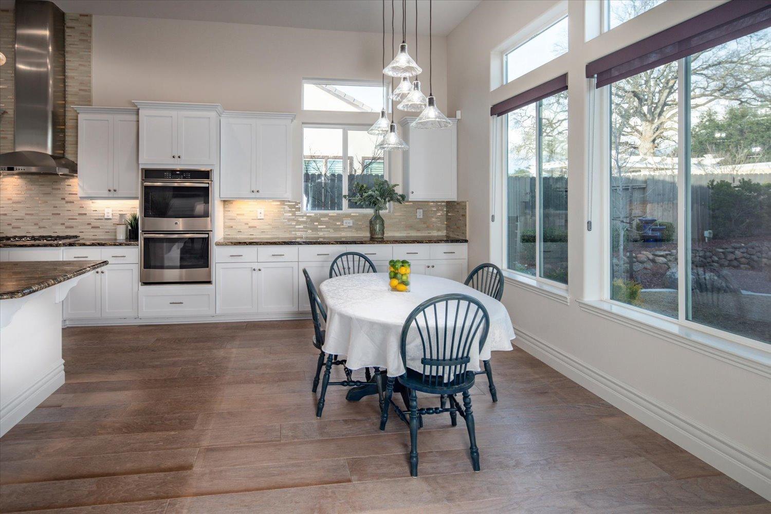 5823 Tree Swallow Circle