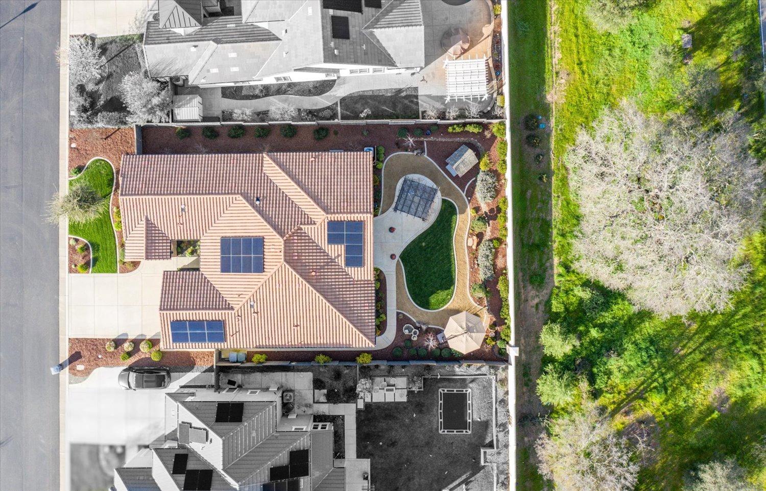 5823 Tree Swallow Circle