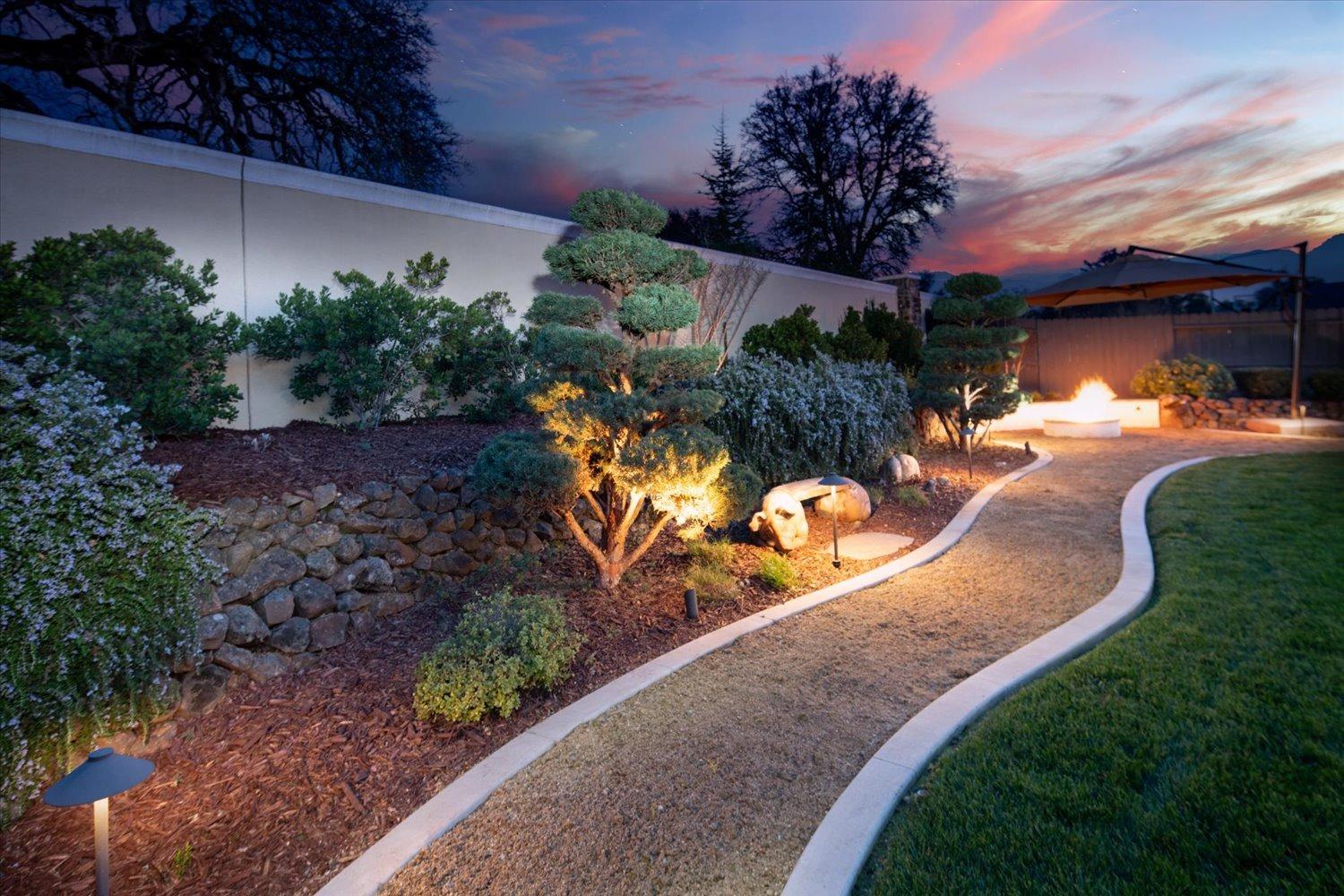 5823 Tree Swallow Circle