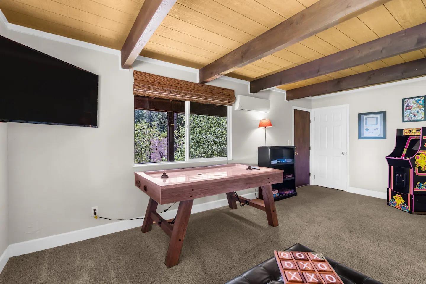 19976 Ridgecrest Way