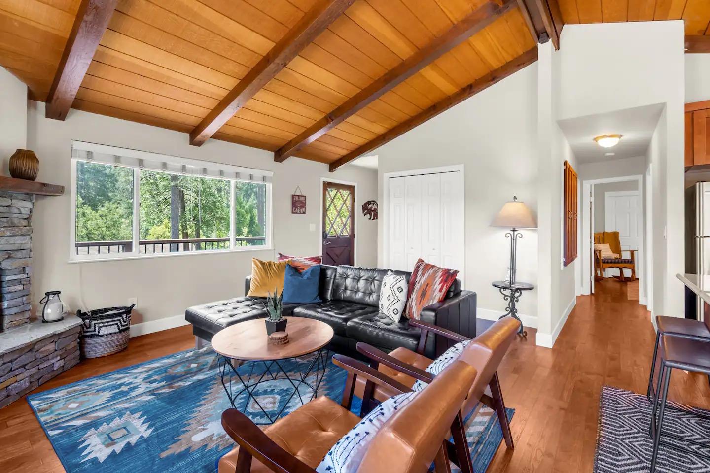 19976 Ridgecrest Way