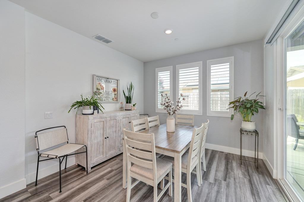 2112 Earthlight Lane