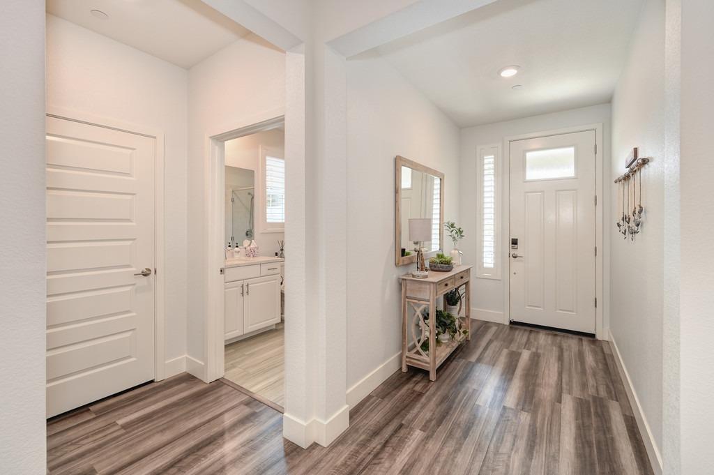 2112 Earthlight Lane