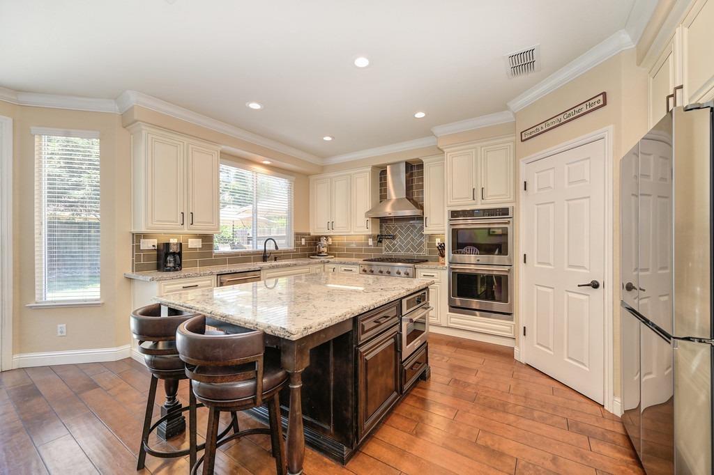 1549 Woodhaven Circle