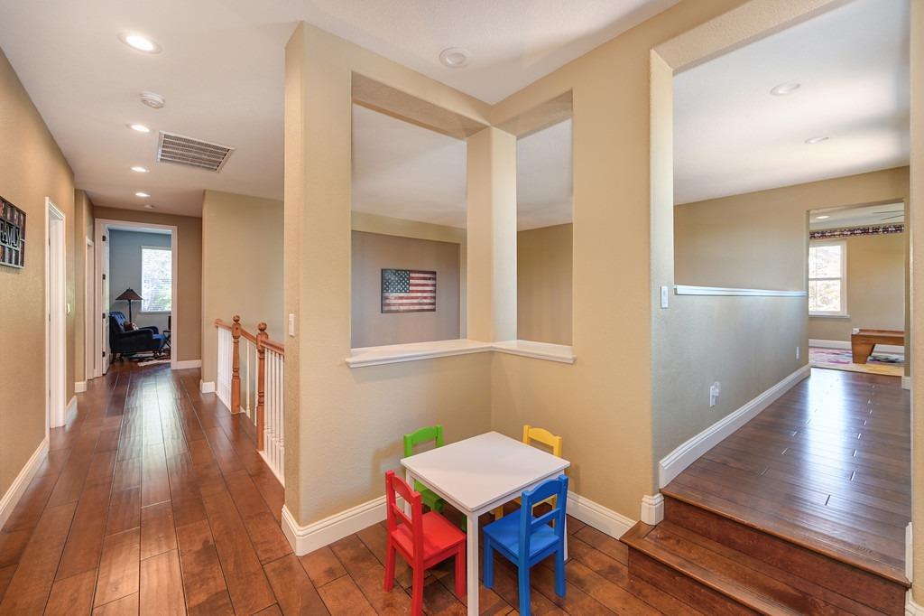 1549 Woodhaven Circle