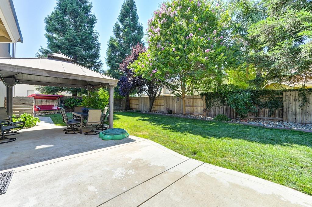 1549 Woodhaven Circle