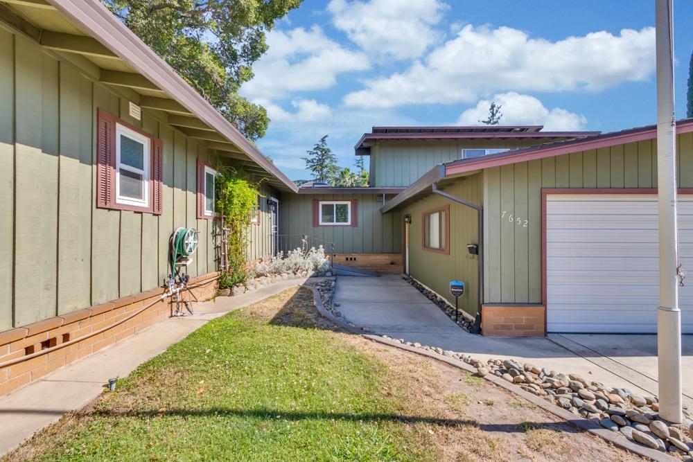 7652 Kensington Drive