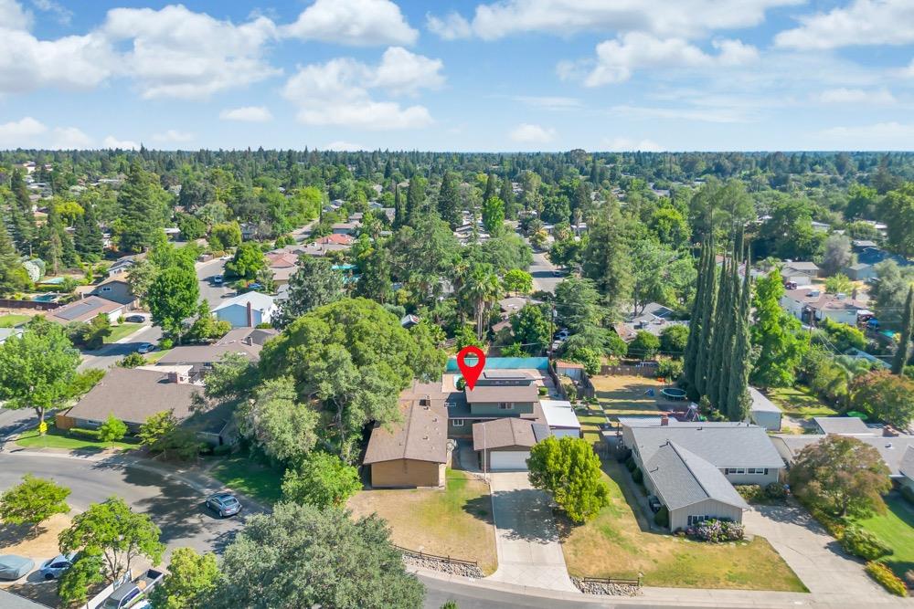 7652 Kensington Drive